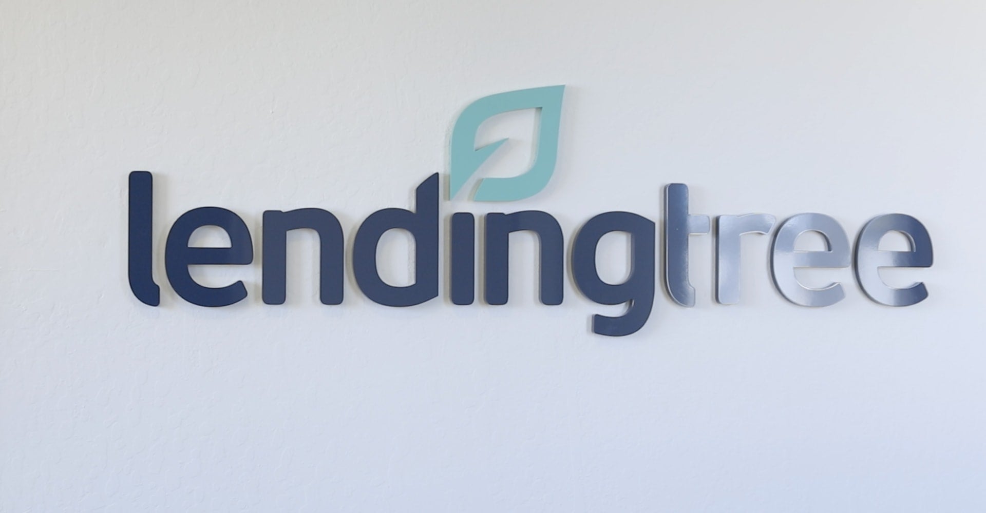 Machine Learning at Lending Tree Powered by DataRobot AWS hero banner